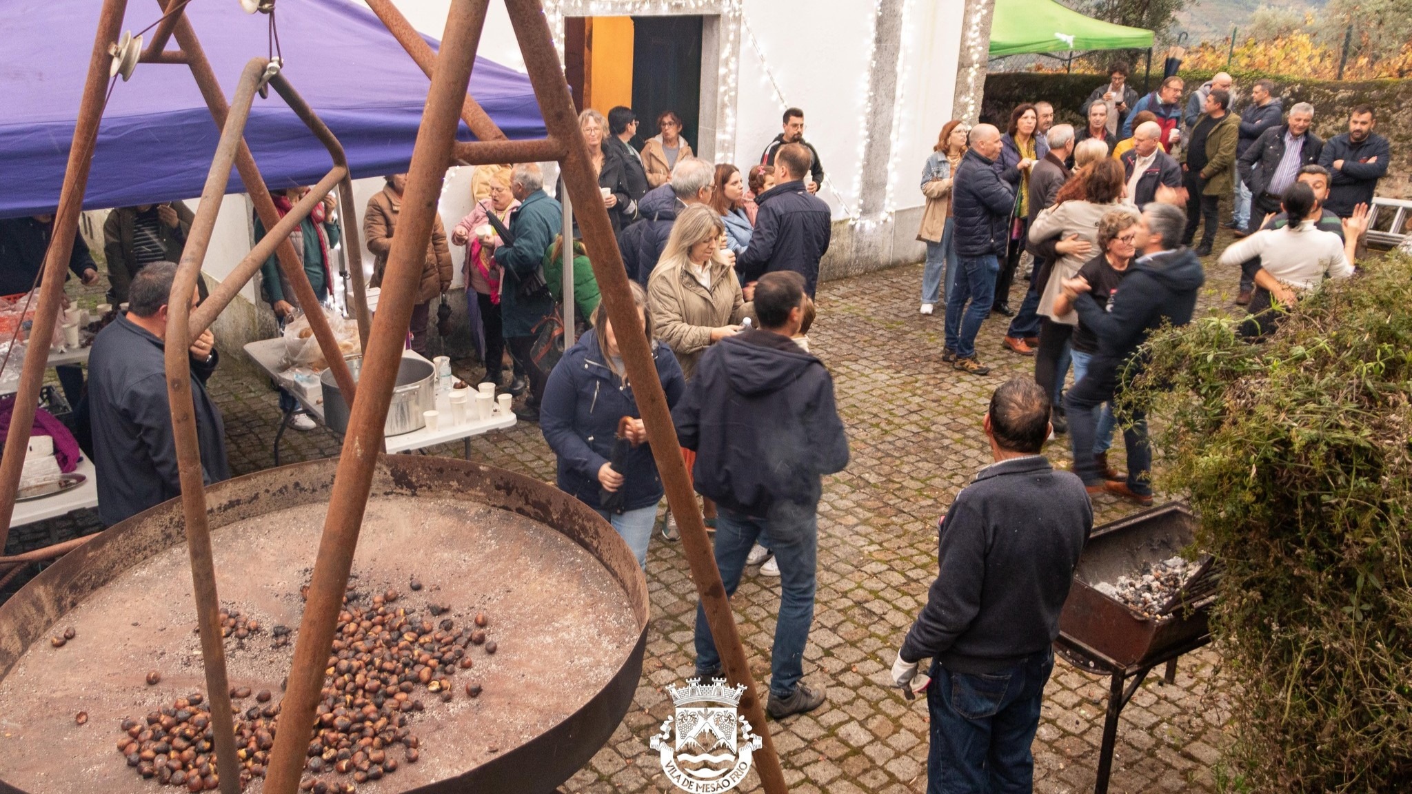 Mesão Frio cumpriu a tradição e promoveu magusto comunitário repleto de animação