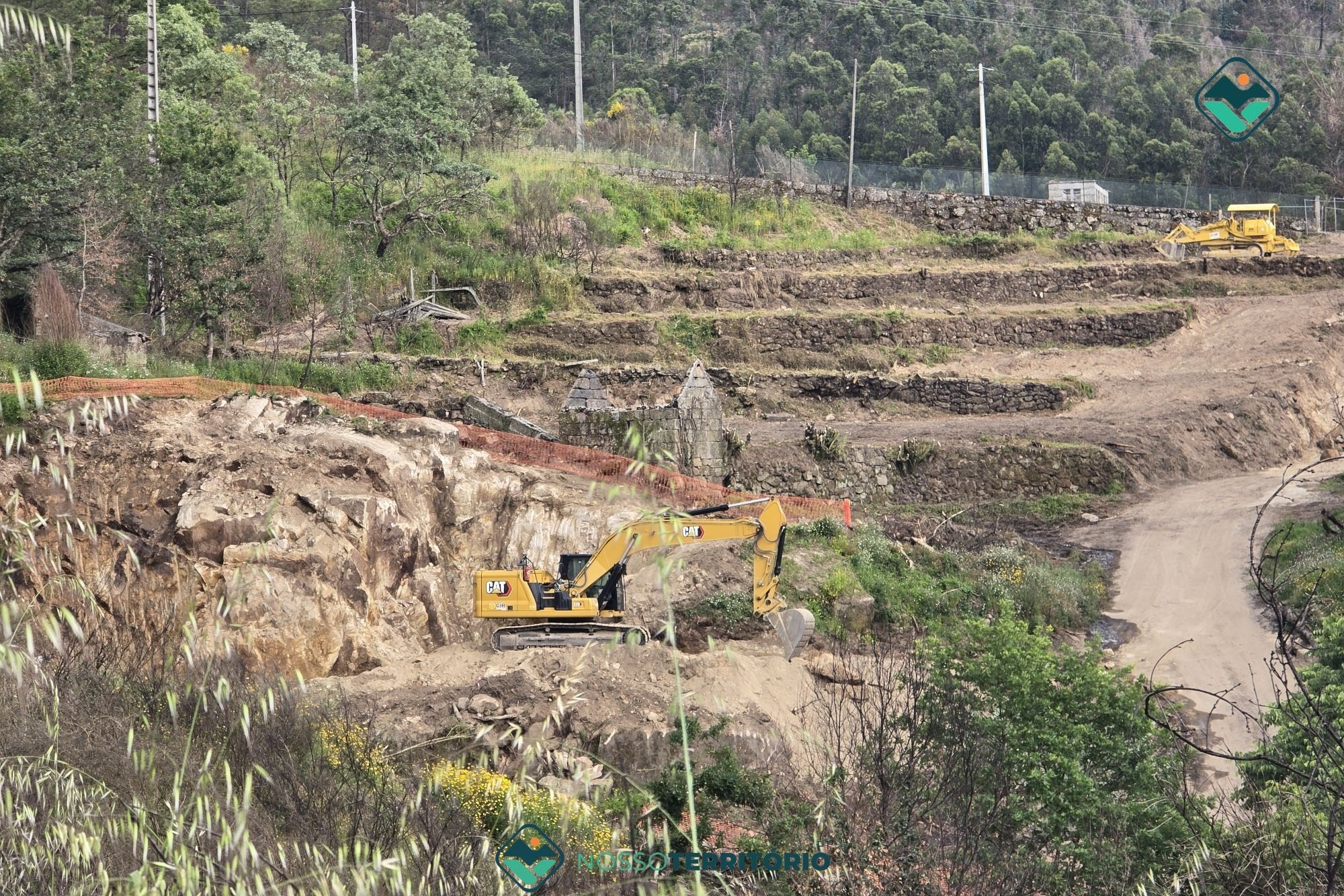 VARIANTE QUINTÃ – MESQUINHATA: Trânsito interrompido na Rua dos Encambalos durante cinco meses
