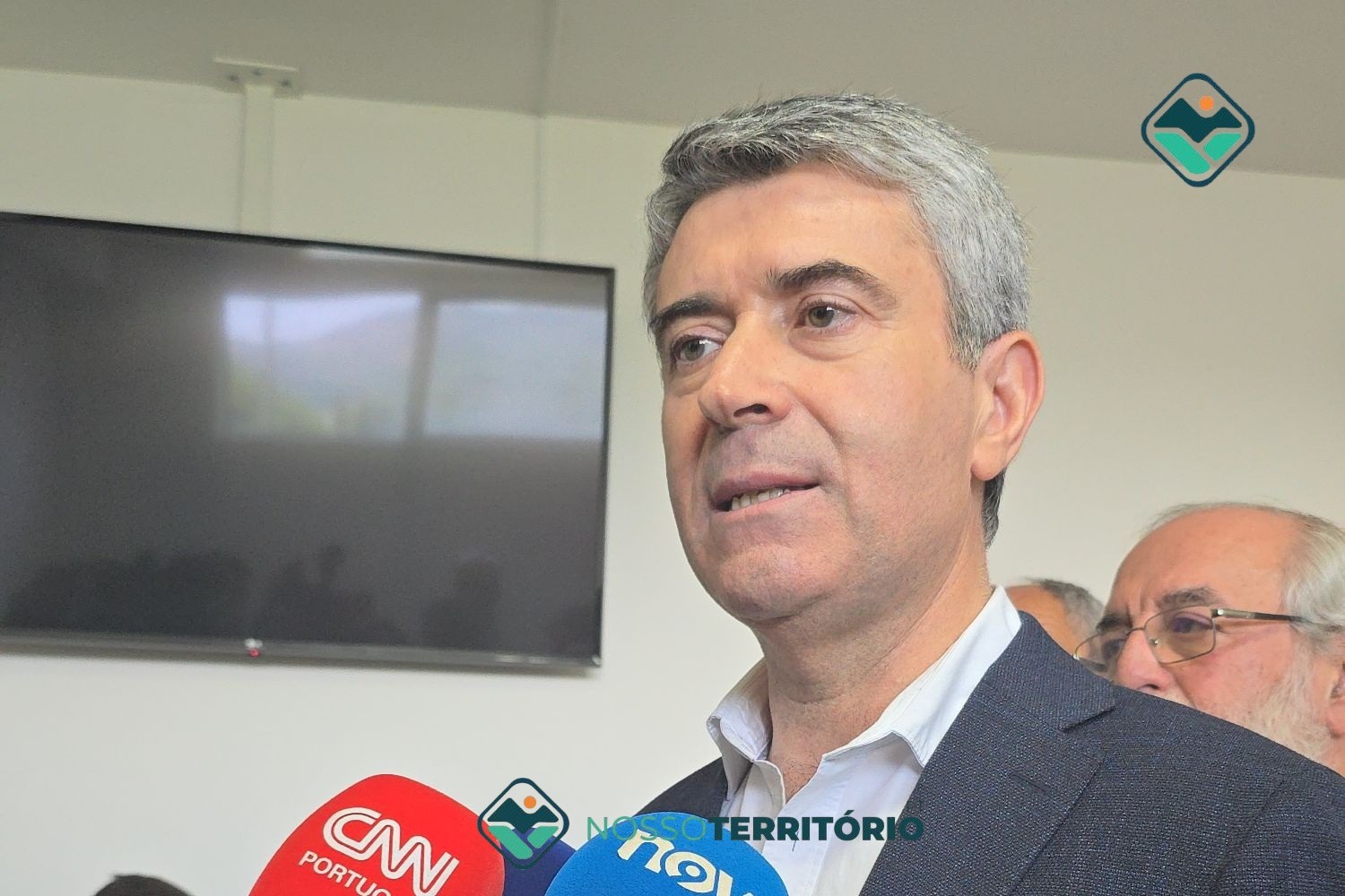 José Luís Carneiro é o novo secretário-geral do Partido Socialista