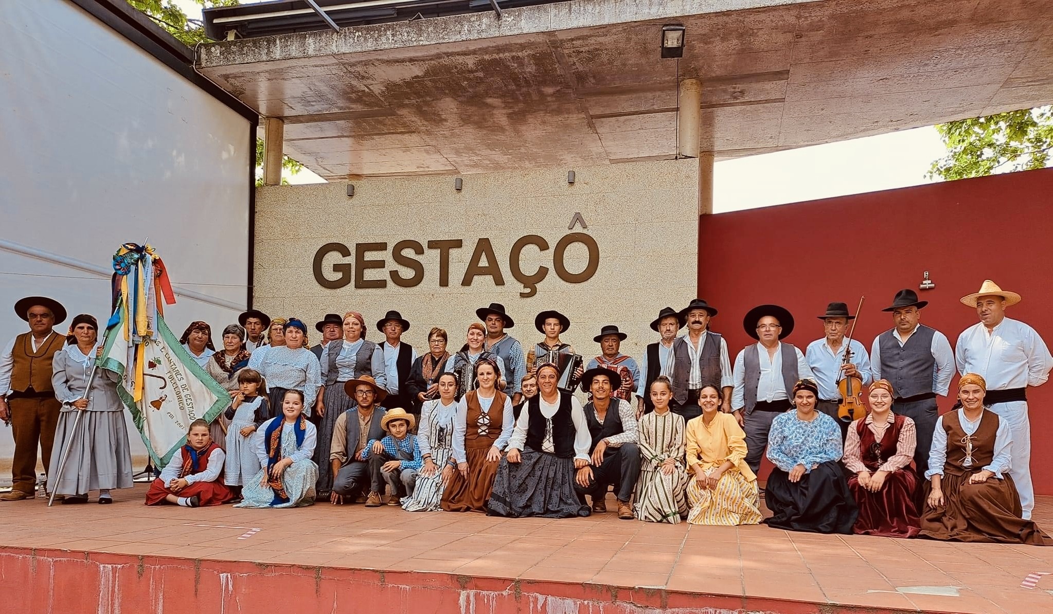 11.ª Festa da Bengala de Gestaçô com Álvaro D’Kastro, Pedro e Andreia, futebol e folclore