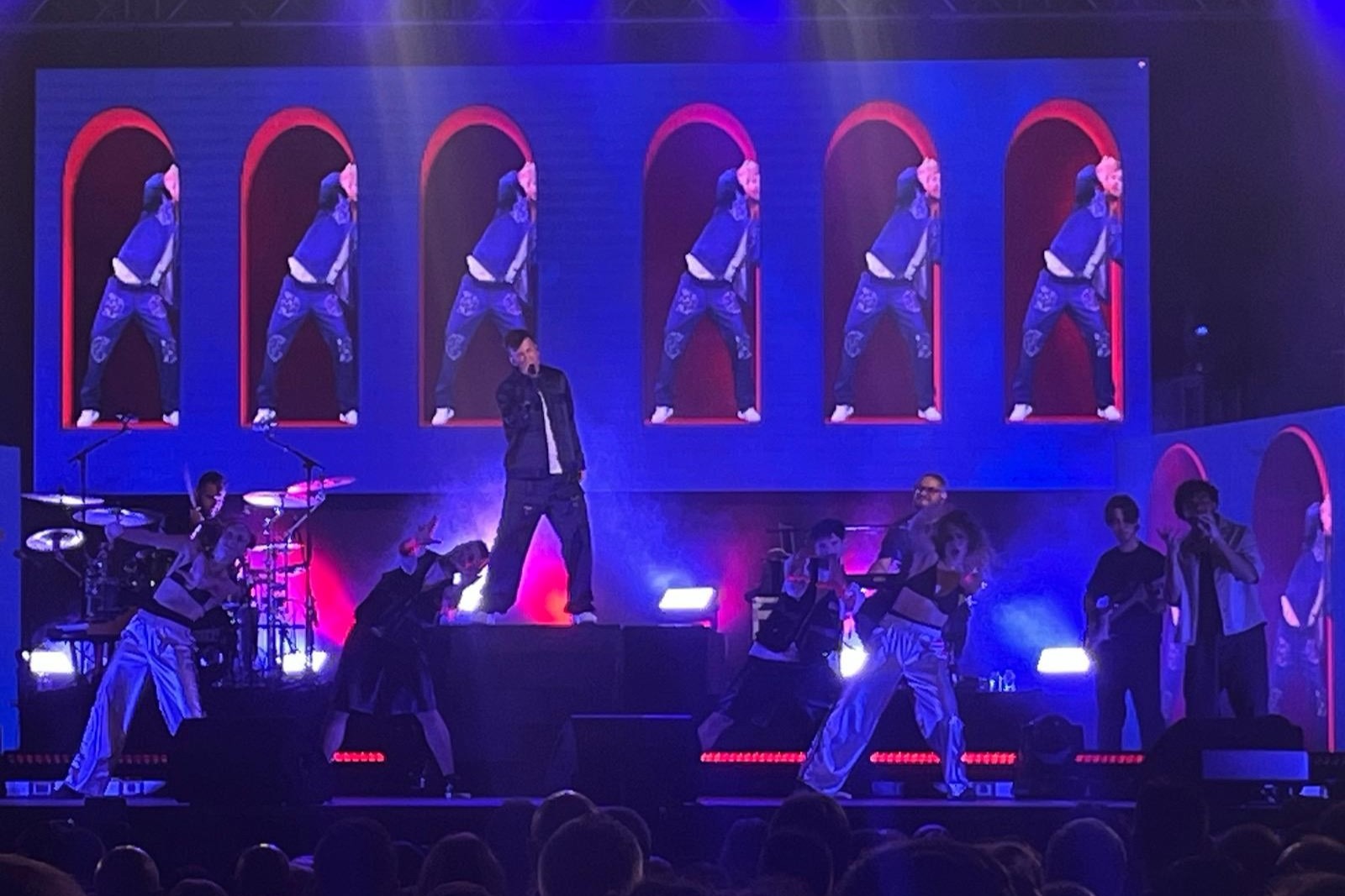 David Carreira juntou uma multidão de pessoas em Santa Marinha do Zêzere (C/VÍDEO)