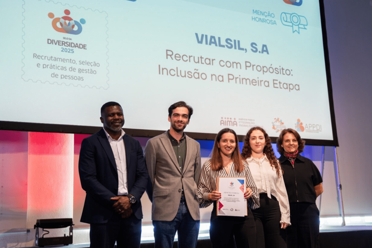 Vialsil reconhecida por promover acessibilidade e inclusão no local de trabalho