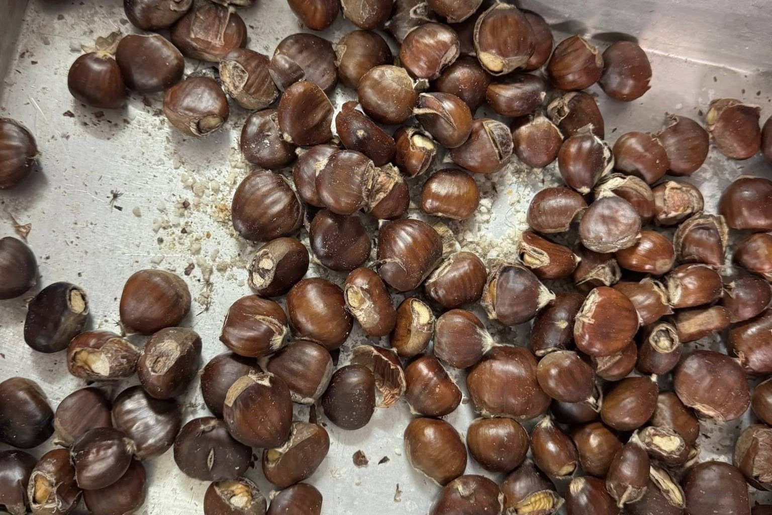 Junta de Freguesia de Valadares promove magusto com animação