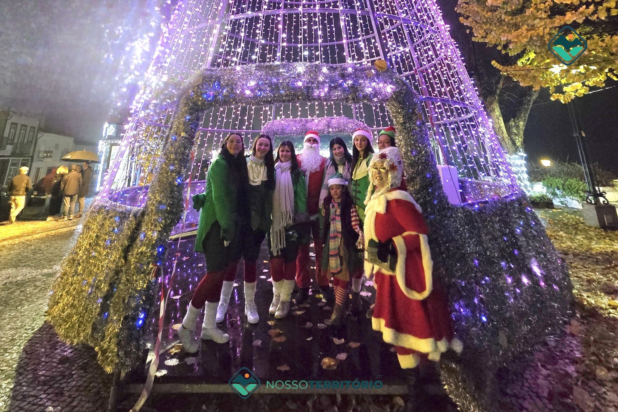 Magia do Natal chegou a Mesão Frio com a inauguração das iluminações e as boas vindas da Natalina (C/VÍDEO)