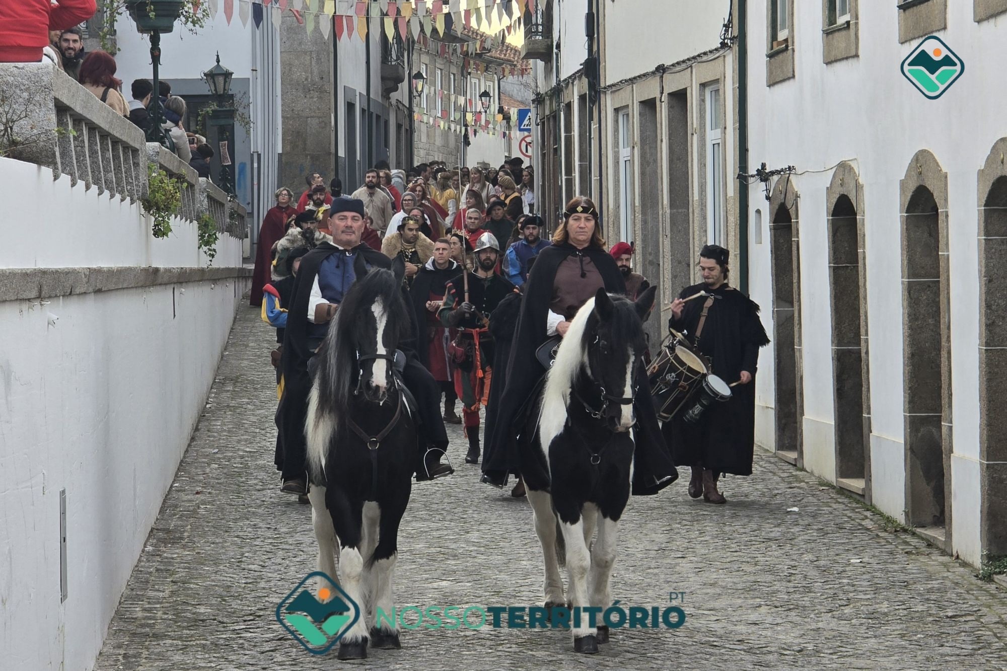 Reis, rainhas e princesas animaram o Mercado e Cortejo Medieval, mas a festa continua em Mesão Frio (C/VÍDEO)