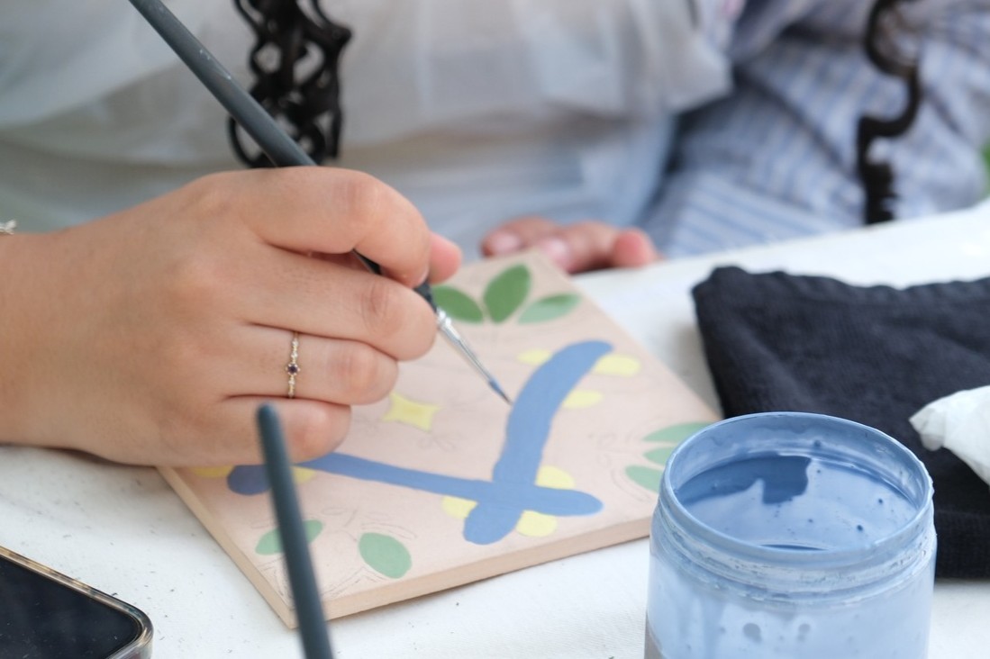 Marco de Canaveses promove workshop que desafia criatividade dos participantes na arte com azulejo