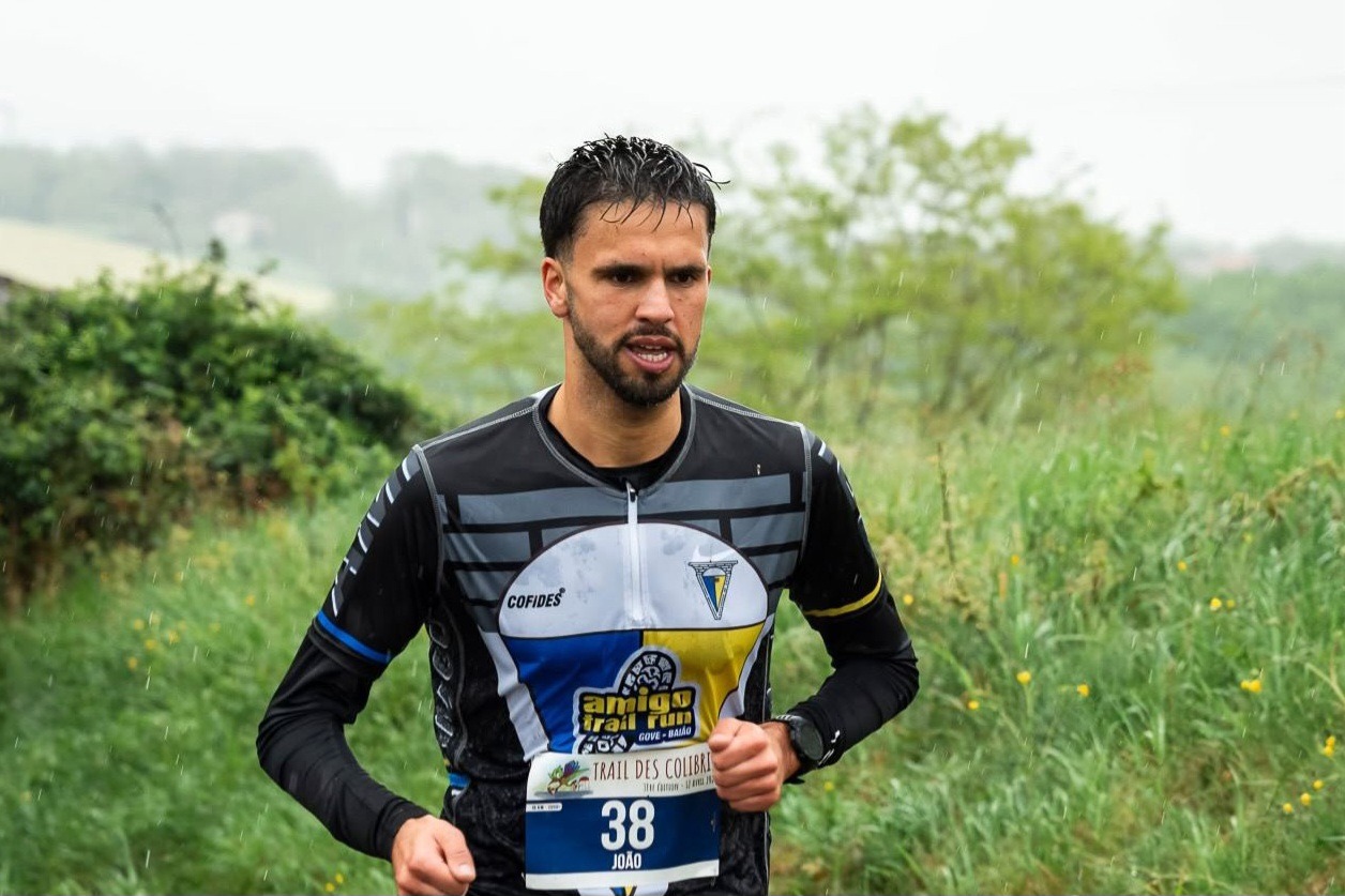 João Monteiro da Associação AMIGO do Gove vence Trail des Colibris em França