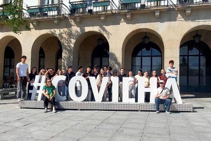 Grupo de alunos da Escola Secundária de Baião participou no Encontro Nacional de EMRC na Covilhã