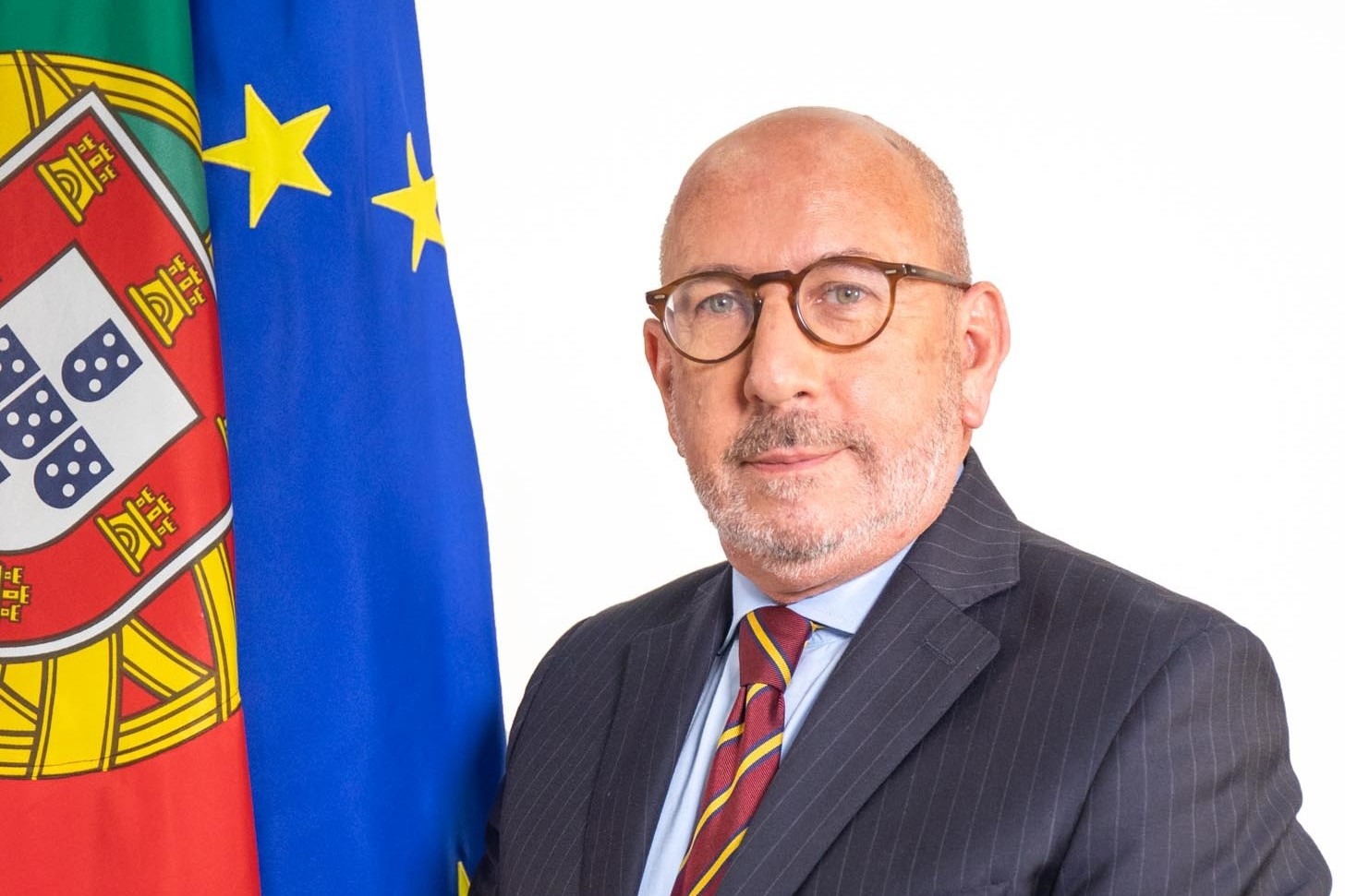 Secretário de Estado da Administração Interna em Baião para o auto de consignação da requalificação do posto da GNR