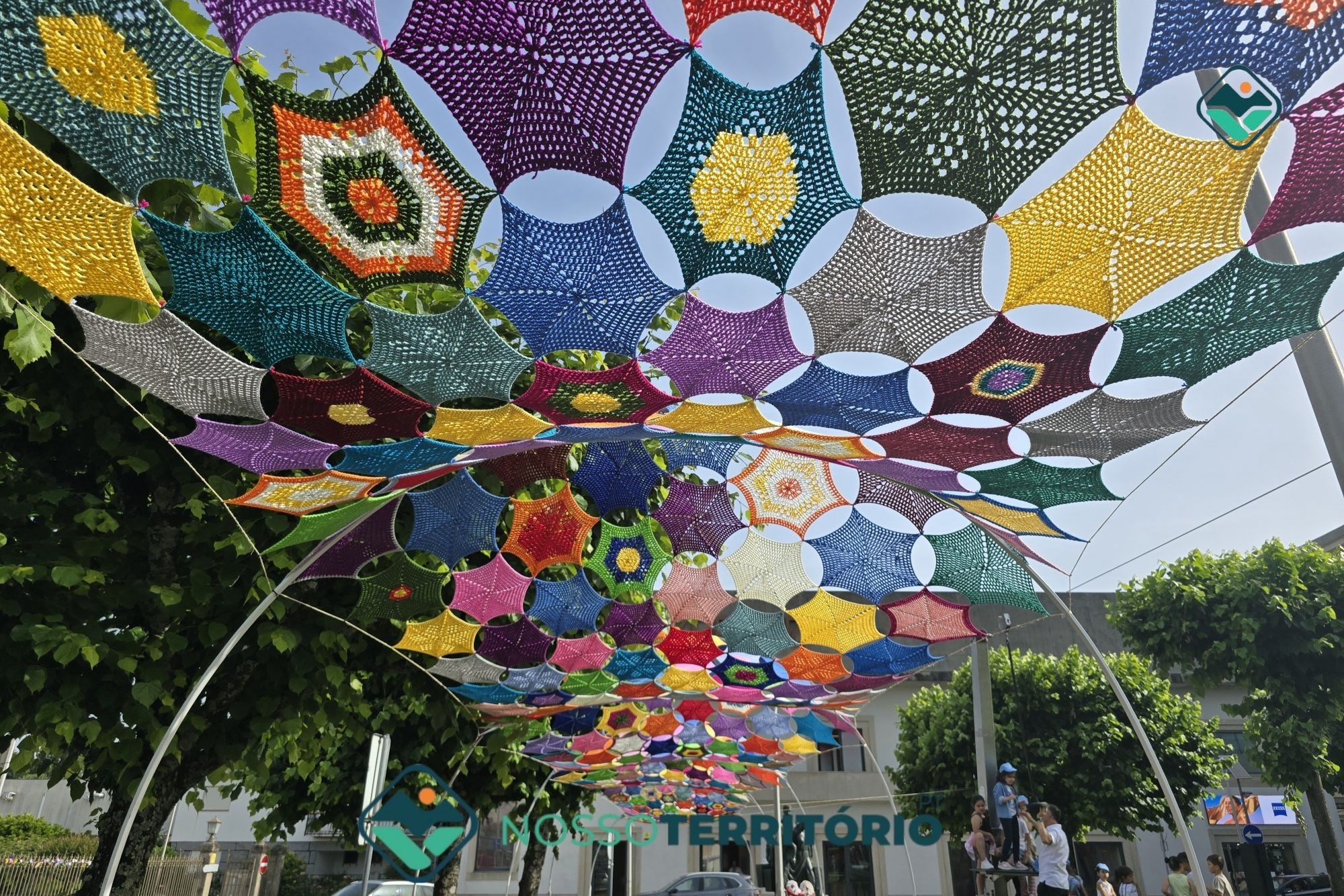 Dia Mundial do Abraço celebrado no Marco com exposição que reúne trabalhos em croché de 30 instituições (C/VÍDEO)