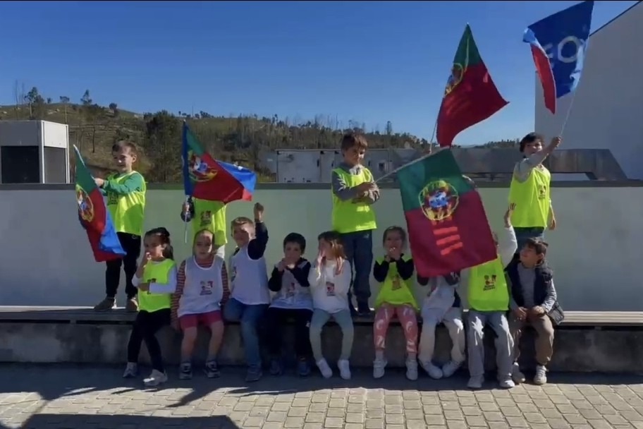 Turma da EB n.º 1 de Eiriz é finalista do projeto Super Quinas “Vamos apoiar a nossa Seleção Nacional no Mundial26”
