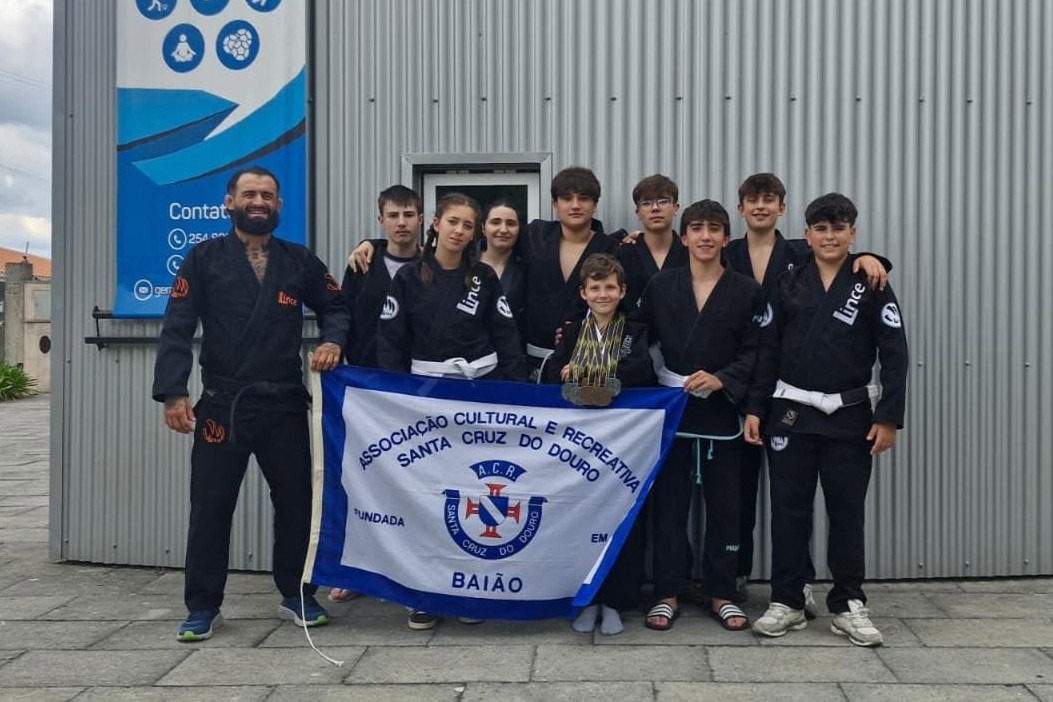 Atletas do projeto de Jiu-Jitsu de Santa Cruz do Douro conquistam várias medalhas na estreia em competições