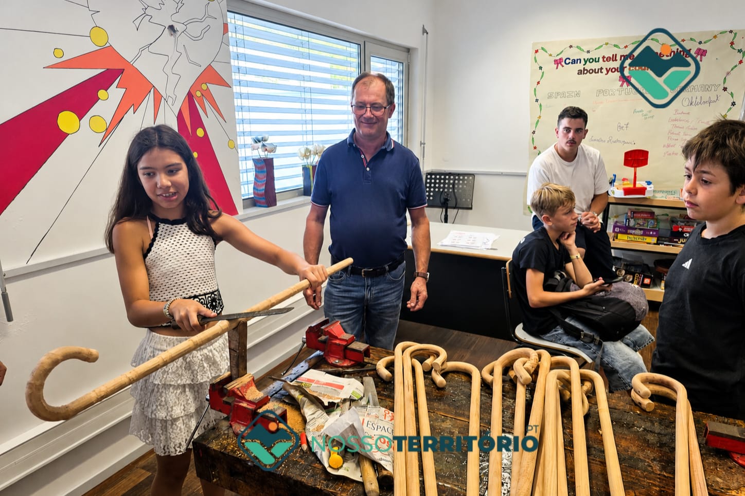 Artesão Serafim Teixeira transmite aos mais novos a arte das Bengalas de Gestaçô (C/VÍDEO)