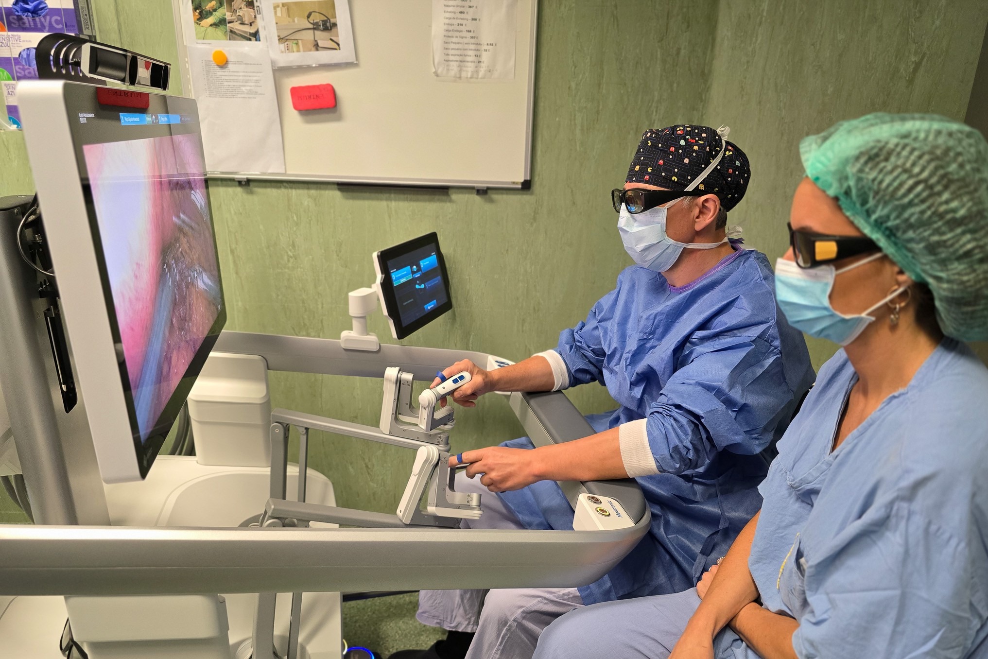 Primeira Cirurgia Robotica