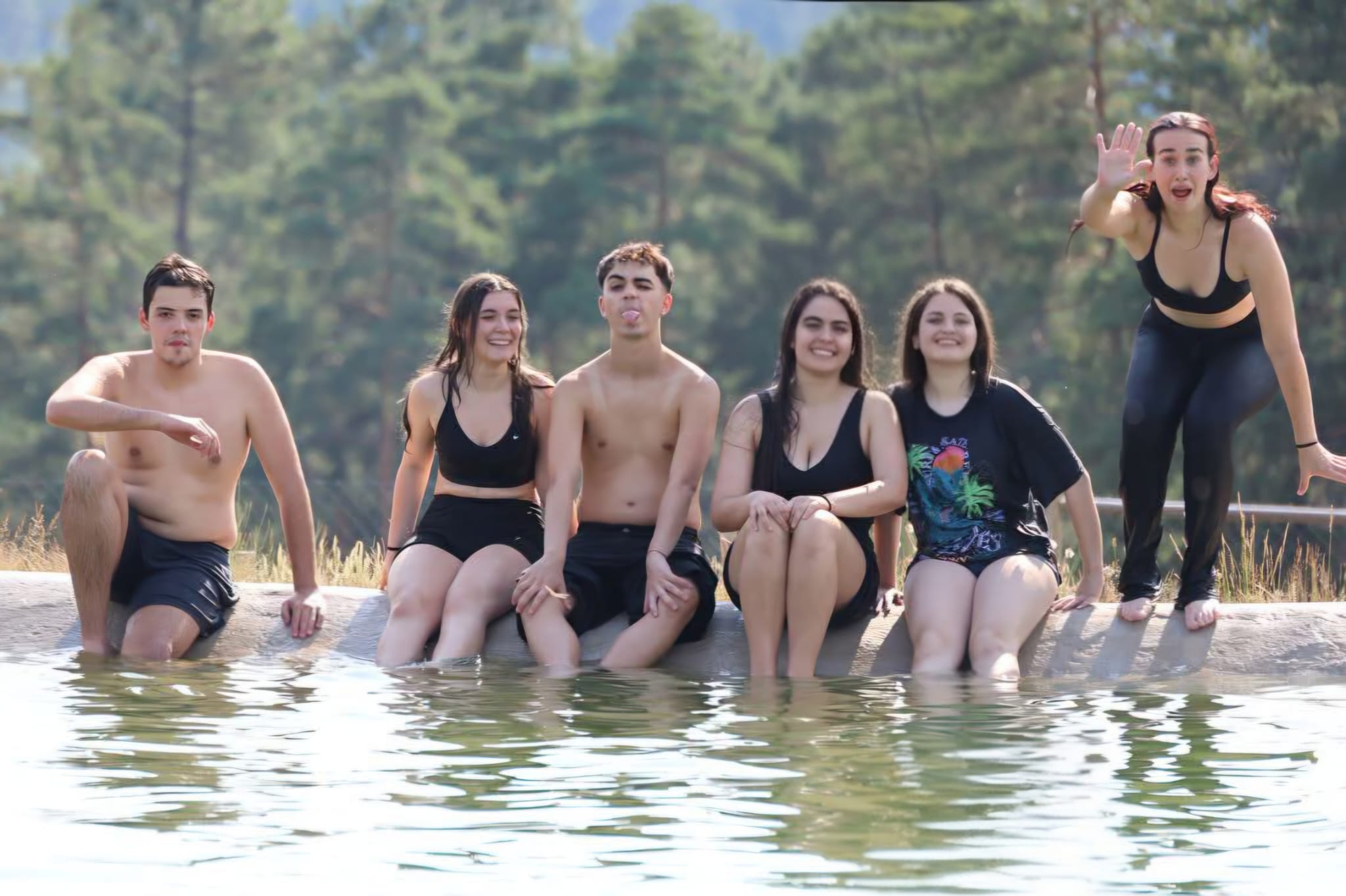Cerca de 70 alunos do 12.º ano participam em viagem de finalistas oferecida pelo Município de Baião