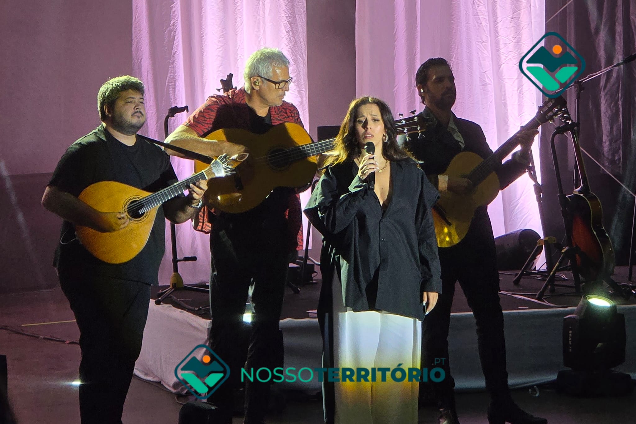 Sara Correia juntou em Baião milhares de pessoas para um concerto único e emotivo (C/VÍDEO)