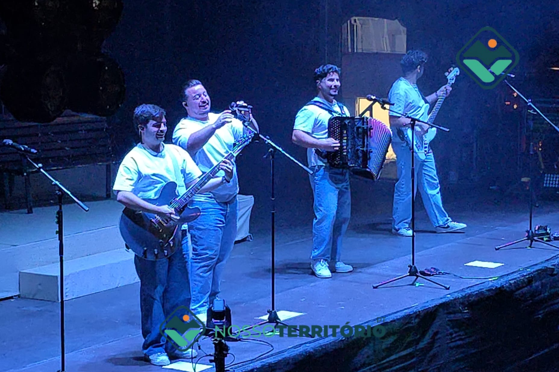 Manos Trio e Vizinhos afastaram a chuva em Baião e deram concertos para uma praça repleta de pessoas (C/VÍDEOS)