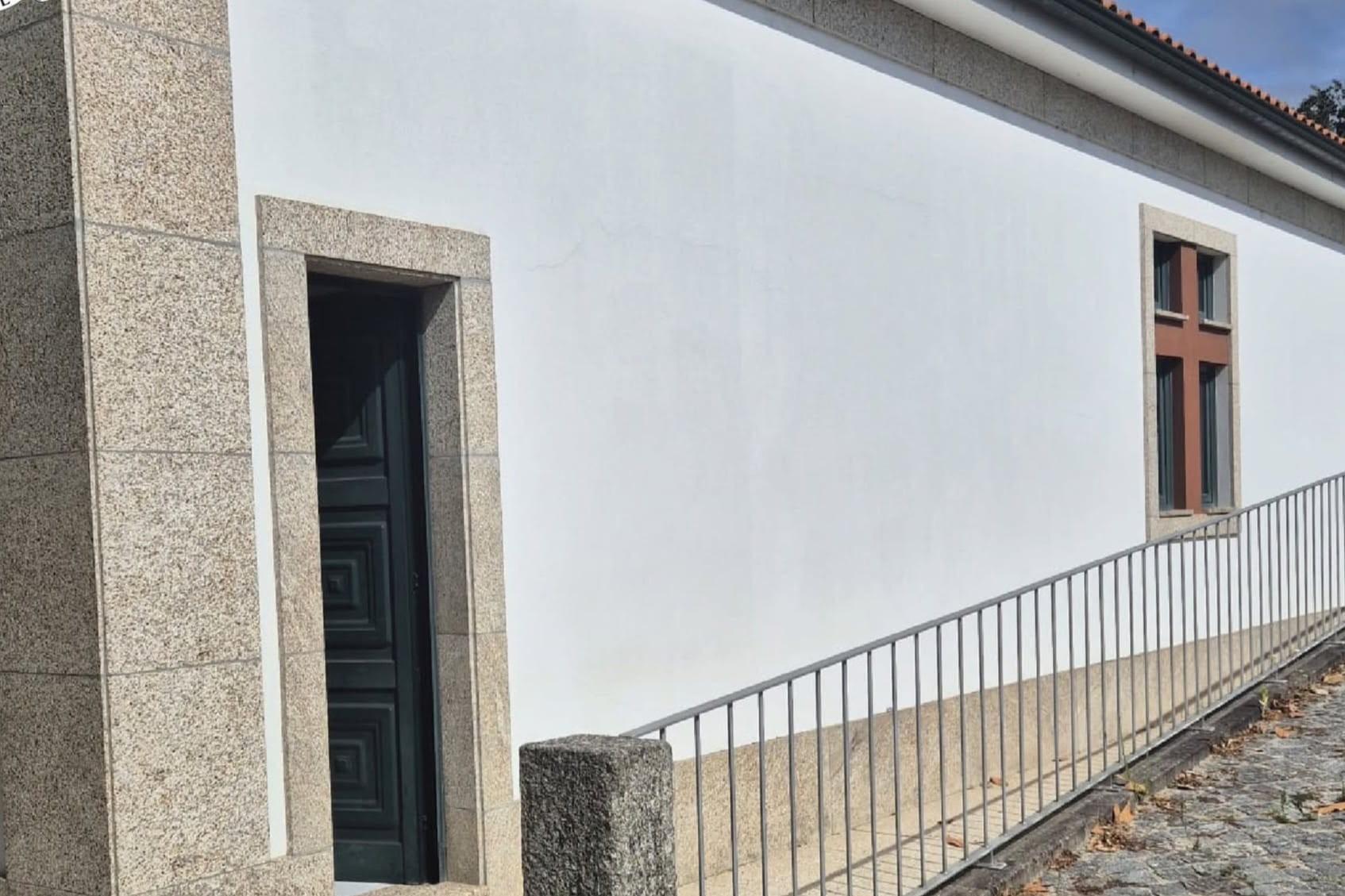 Casas de banho da Capela Mortuária do Gôve abertas aos fins de semana